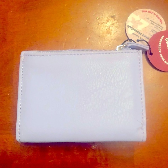 Mundi Purple Wallet… Women’s. Small. Super Cute! Perfect for Spring/Summer 🌸 - Picture 4 of 7